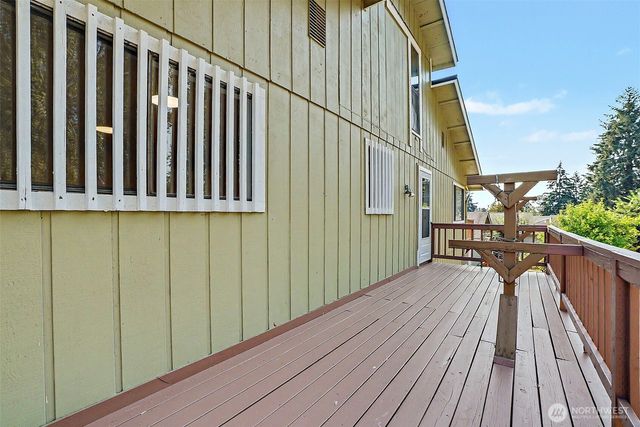 517 E 68th Street, Tacoma, WA 98404
