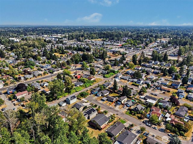 517 E 68th Street, Tacoma, WA 98404