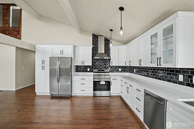 517 E 68th Street, Tacoma, WA 98404