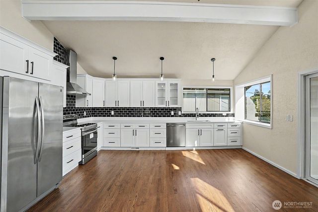517 E 68th Street, Tacoma, WA 98404