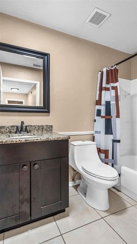 2610 E LAKE AVENUE, Tampa, FL 33610