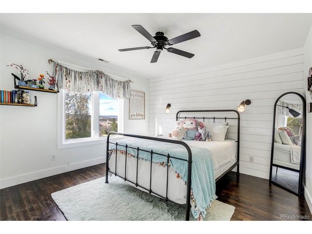 8415 Lauralwood Ln, Colorado Springs, CO 80919