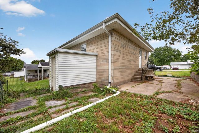 411 N Jackson Street, Bedford, IN 47421