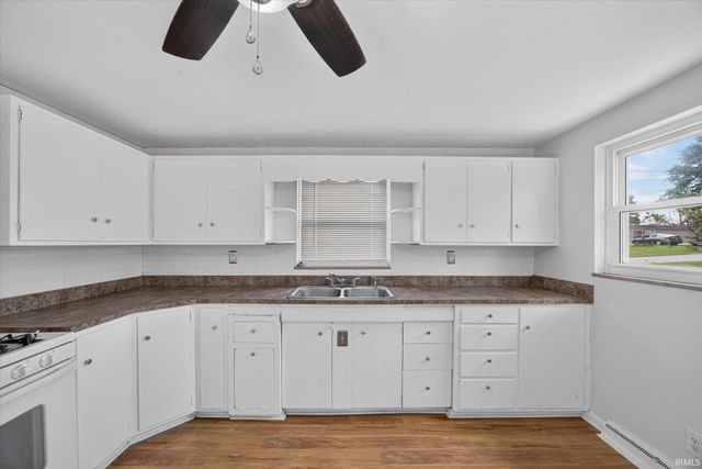 411 N Jackson Street, Bedford, IN 47421