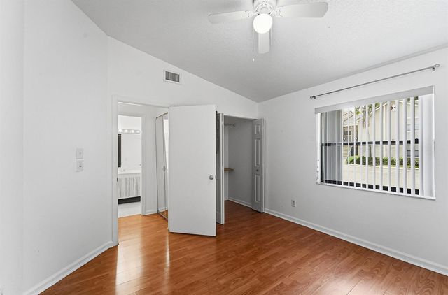 9641 Riverside Drive 1F, Coral Springs, FL 33071