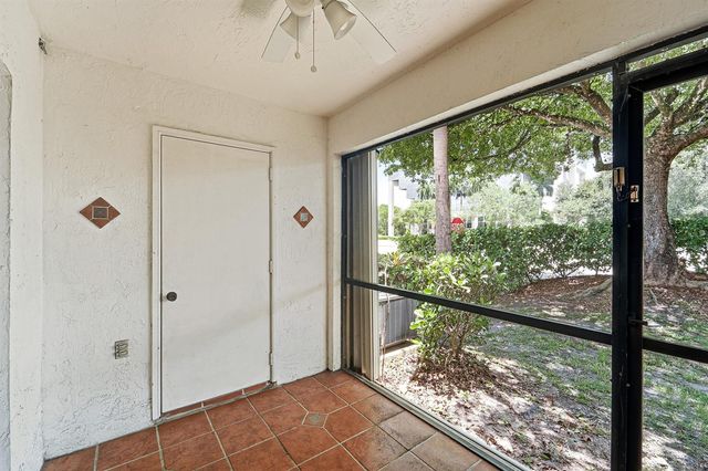 9641 Riverside Drive 1F, Coral Springs, FL 33071