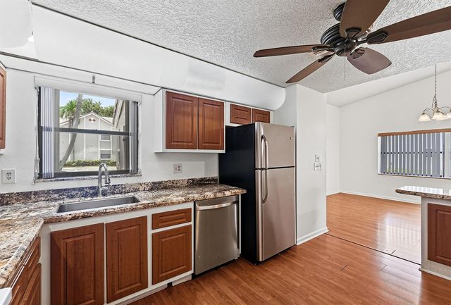 9641 Riverside Drive 1F, Coral Springs, FL 33071