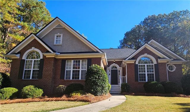 140 Rockglen Court, Fayetteville, GA 30215