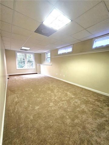 140 Rockglen Court, Fayetteville, GA 30215