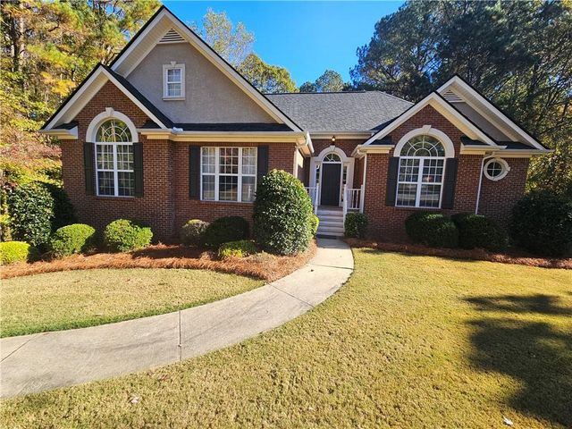 140 Rockglen Court, Fayetteville, GA 30215