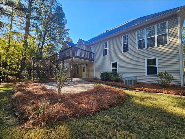 140 Rockglen Court, Fayetteville, GA 30215