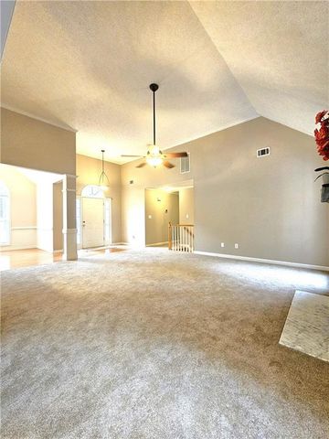 140 Rockglen Court, Fayetteville, GA 30215