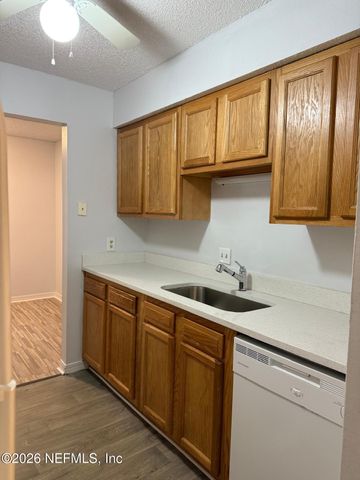 459 LOMBARD Street 1B, Orange Park, FL 32073