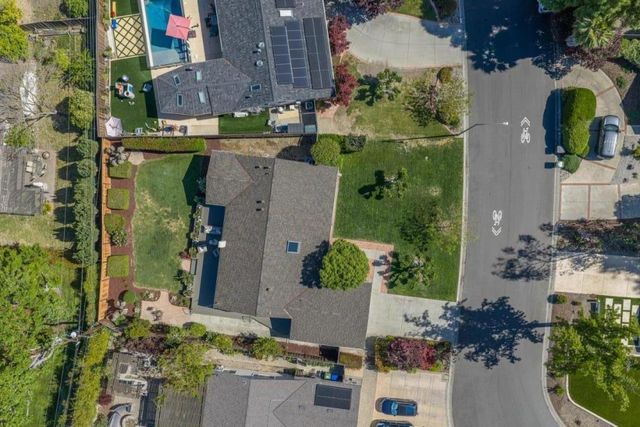 183 Belvue Drive, Los Gatos, CA 95032