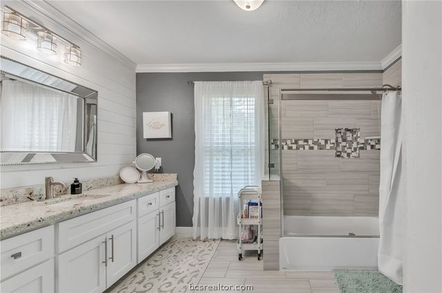 502 West Fawn Street, Caldwell, TX 77836