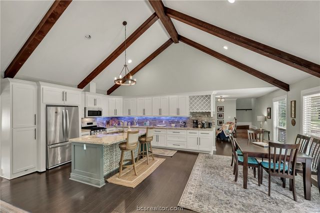 502 West Fawn Street, Caldwell, TX 77836