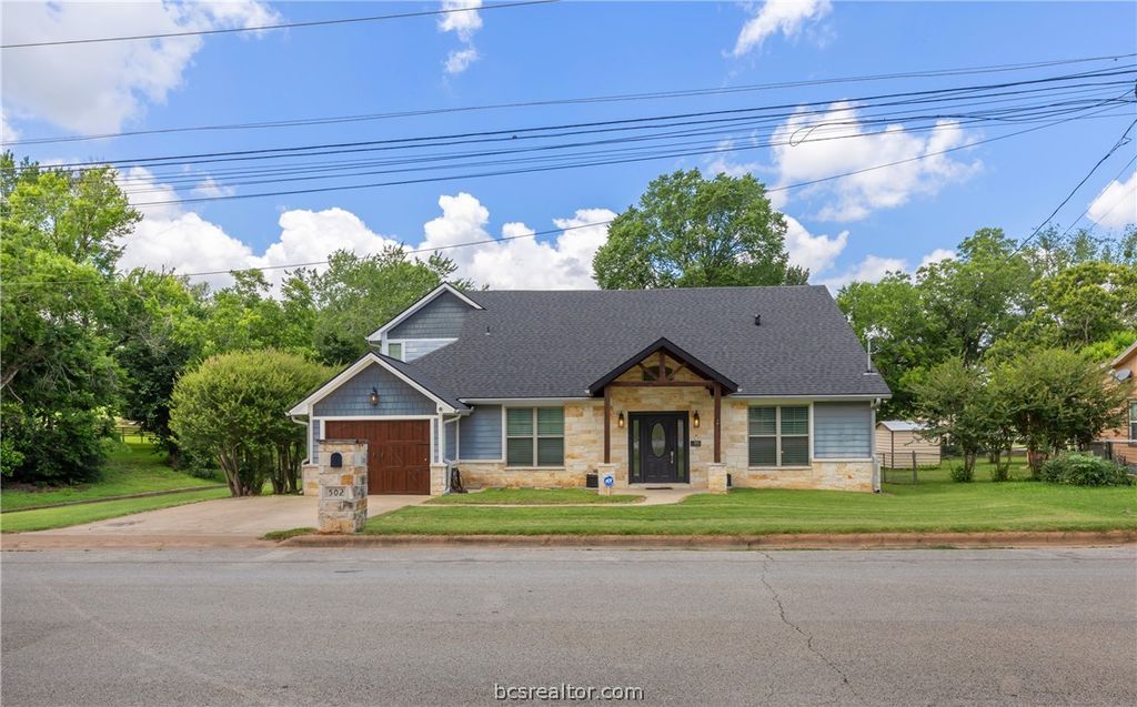 502 West Fawn Street, Caldwell, TX 77836
