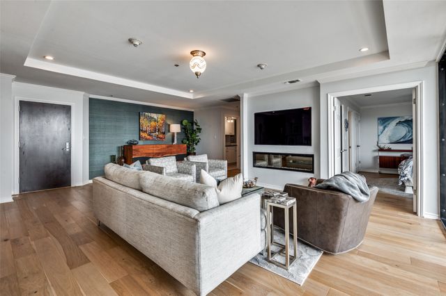 5909 Luther Lane 1601, Dallas, TX 75225