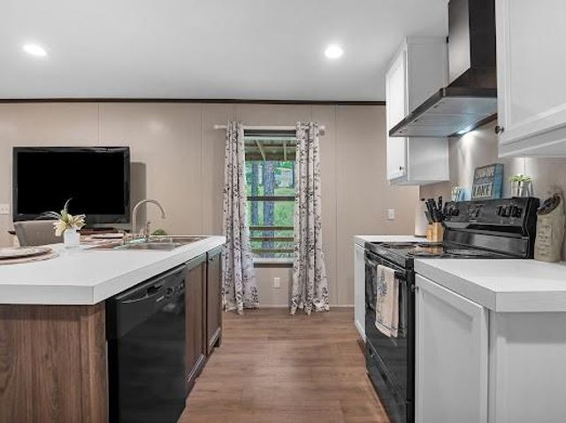 130 Bluejay Drive, Brookeland, TX 75931