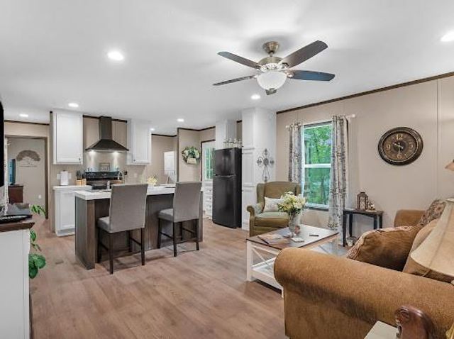 130 Bluejay Drive, Brookeland, TX 75931