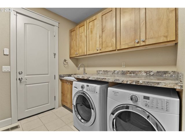 1305 Ne 148TH Pl, Vancouver, WA 98684