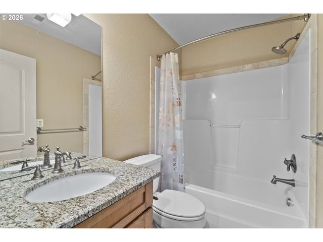 1305 Ne 148TH Pl, Vancouver, WA 98684