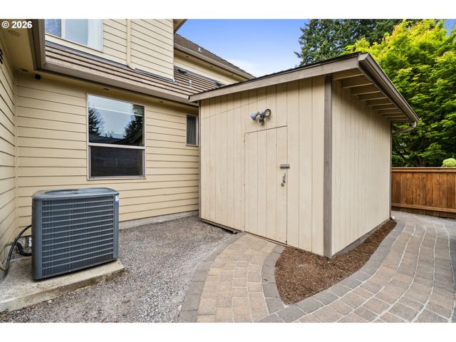1305 Ne 148TH Pl, Vancouver, WA 98684