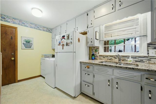 6574 Amity Court, Rex, GA 30273