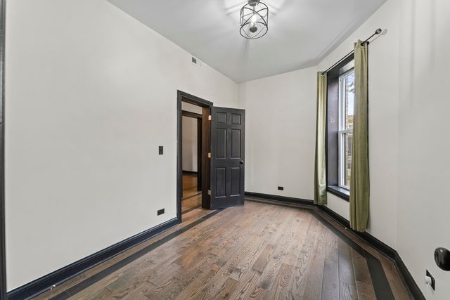 614 N Troy Street 2, Chicago, IL 60612
