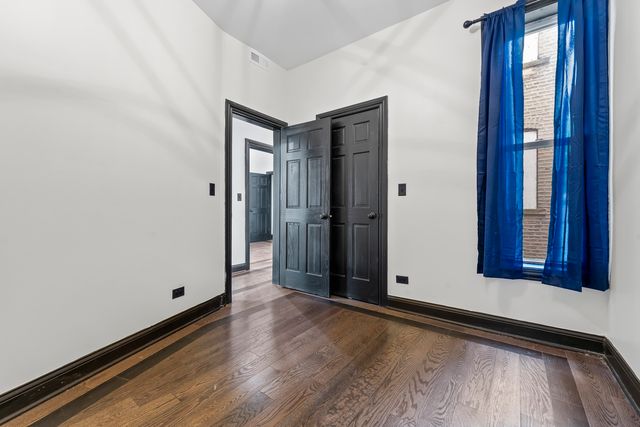 614 N Troy Street 2, Chicago, IL 60612
