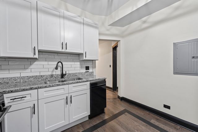 614 N Troy Street 2, Chicago, IL 60612