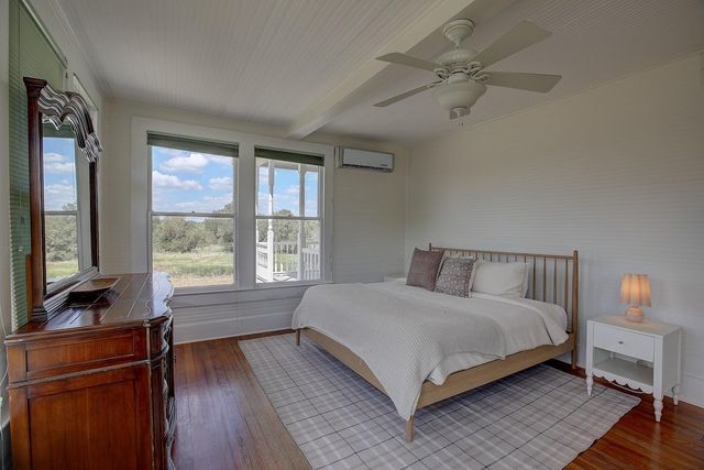 11228 Parsons RD, Manor, TX 78653