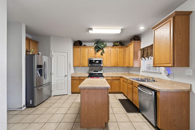 649 Nemitz Street, Crowley, TX 76036