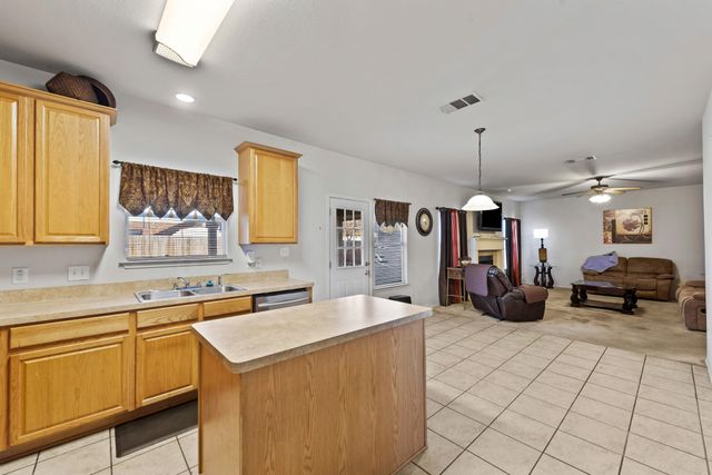 649 Nemitz Street, Crowley, TX 76036