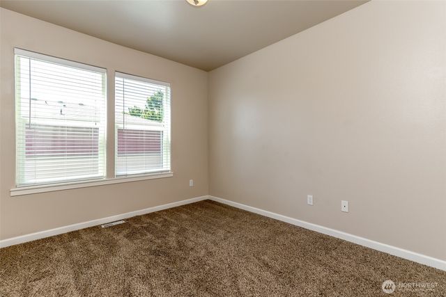 4947 Balustrade Boulevard SE, Lacey, WA 98515