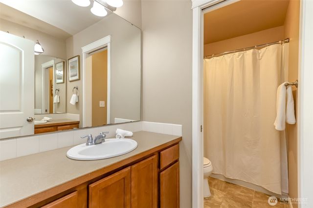 4947 Balustrade Boulevard SE, Lacey, WA 98515