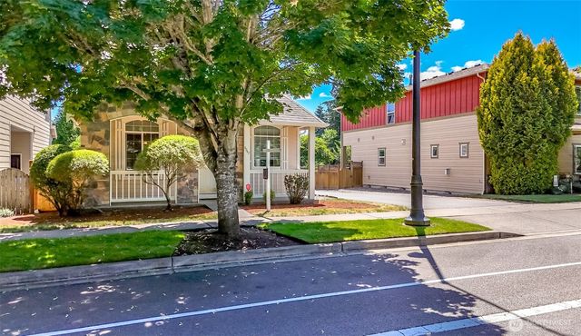4947 Balustrade Boulevard SE, Lacey, WA 98515