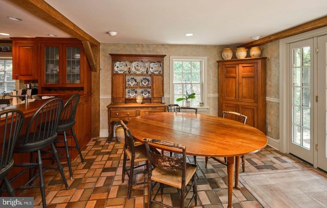 5960 HONEY HOLLOW RD, Doylestown, PA 18902