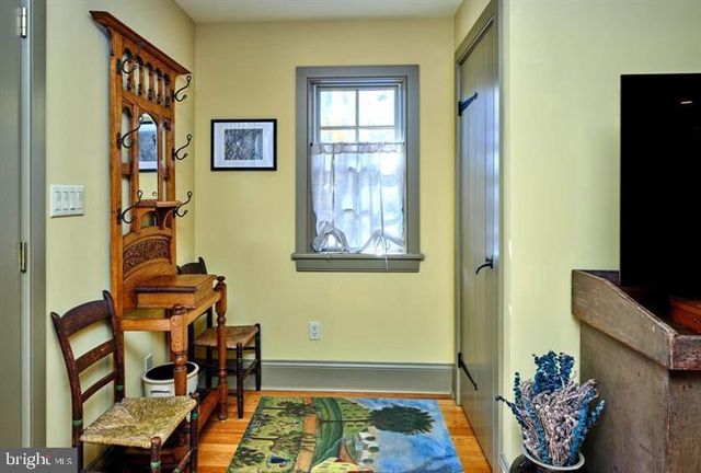 5960 HONEY HOLLOW RD, Doylestown, PA 18902