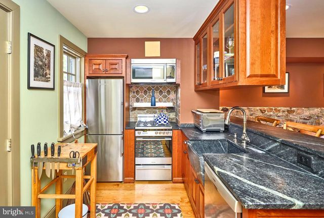 5960 HONEY HOLLOW RD, Doylestown, PA 18902