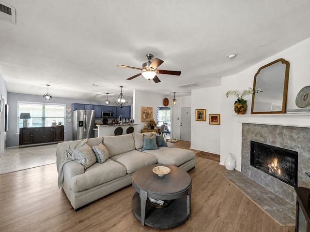 204 Arbor Ridge Drive, Allen, TX 75002