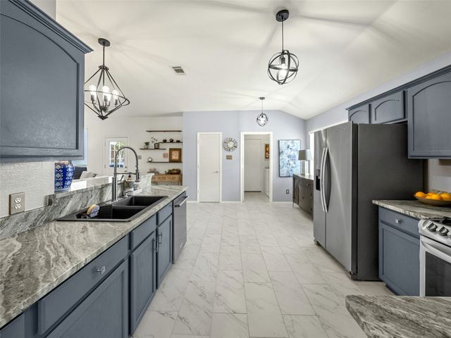 204 Arbor Ridge Drive, Allen, TX 75002