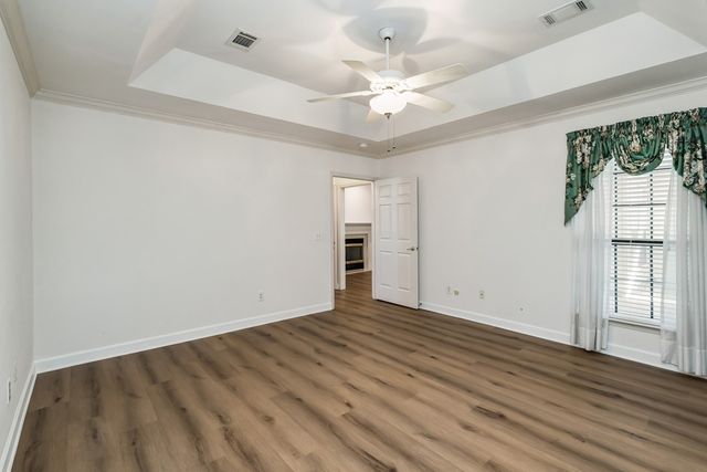 8731 Sawyer Brown Rd, Nashville, TN 37221