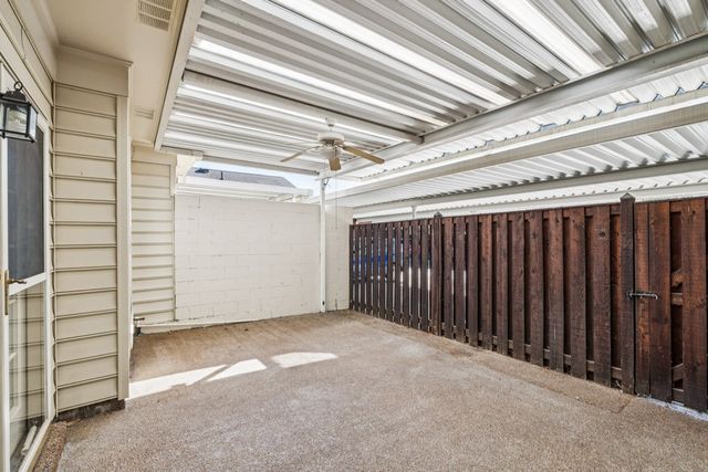 8731 Sawyer Brown Rd, Nashville, TN 37221