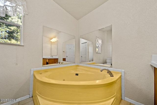 2421 W THORNTON Road, Show Low, AZ 85901