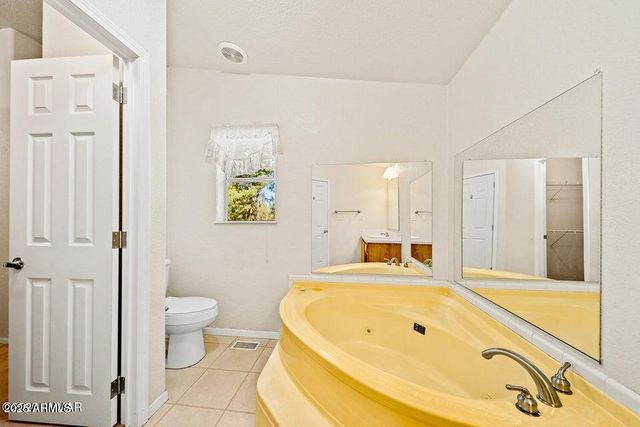 2421 W THORNTON Road, Show Low, AZ 85901