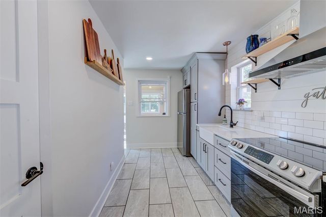 5111 Lenox Avenue, St Louis, MO 63119