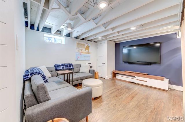 5111 Lenox Avenue, St Louis, MO 63119