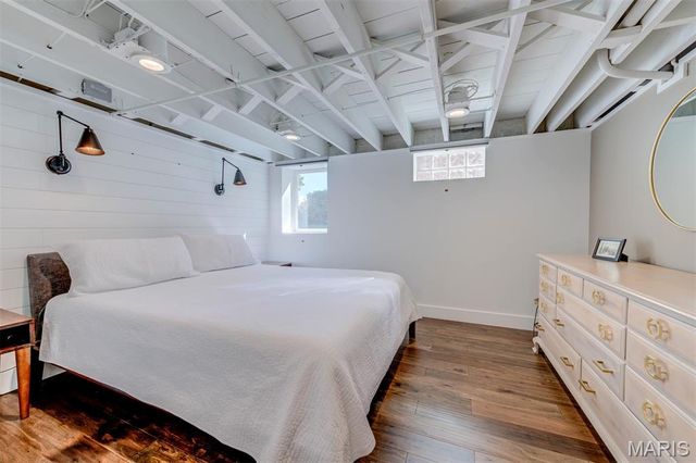 5111 Lenox Avenue, St Louis, MO 63119