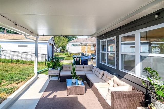 5111 Lenox Avenue, St Louis, MO 63119